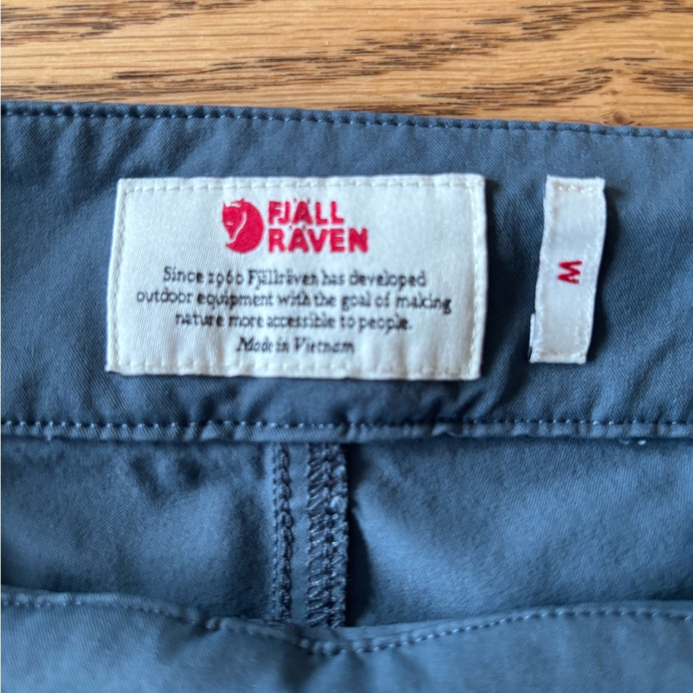 Fjallraven Green Trail Skirt with Attached Shorts - Picture 2 of 5